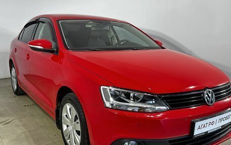 Volkswagen Jetta VI, 2011 год, 950 000 рублей, 15 фотография