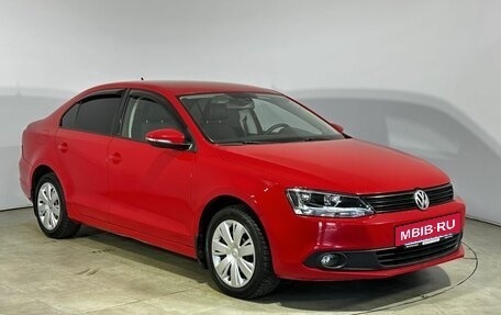 Volkswagen Jetta VI, 2011 год, 950 000 рублей, 7 фотография