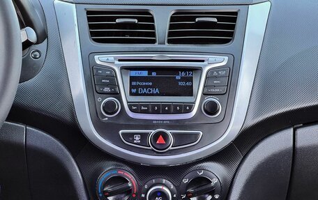 Hyundai Solaris II рестайлинг, 2014 год, 899 000 рублей, 21 фотография
