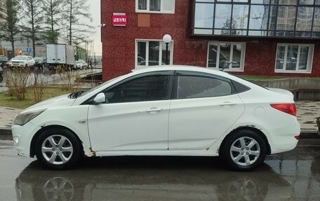 Hyundai Solaris II рестайлинг, 2014 год, 580 000 рублей, 1 фотография