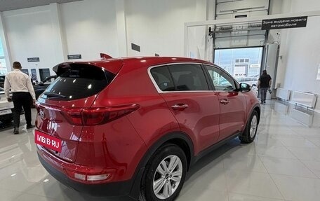 KIA Sportage IV рестайлинг, 2018 год, 2 145 000 рублей, 5 фотография