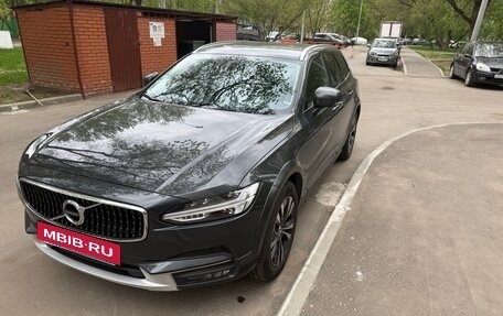 Volvo V90 Cross Country I рестайлинг, 2019 год, 2 950 000 рублей, 2 фотография