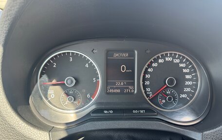 Volkswagen Amarok I рестайлинг, 2013 год, 1 800 000 рублей, 9 фотография