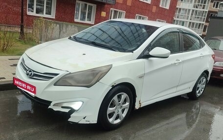 Hyundai Solaris II рестайлинг, 2014 год, 580 000 рублей, 4 фотография