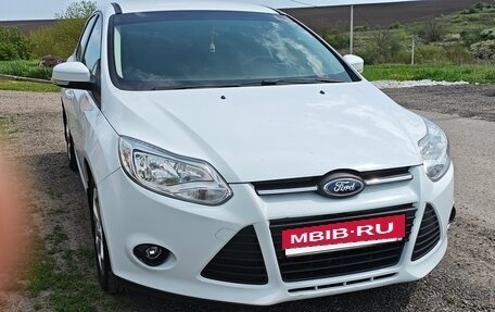 Ford Focus III, 2013 год, 900 000 рублей, 2 фотография