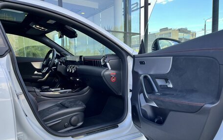 Mercedes-Benz CLA AMG, 2021 год, 5 850 000 рублей, 28 фотография