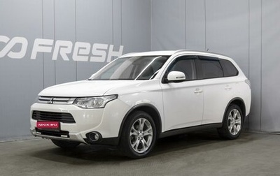 Mitsubishi Outlander III рестайлинг 3, 2014 год, 1 390 000 рублей, 1 фотография