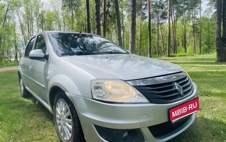 Renault Logan I, 2012 год, 320 000 рублей, 1 фотография