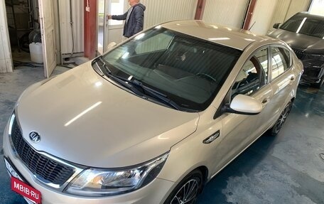 KIA Rio III рестайлинг, 2014 год, 1 150 000 рублей, 37 фотография
