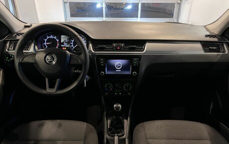 Skoda Rapid I, 2018 год, 1 050 000 рублей, 9 фотография