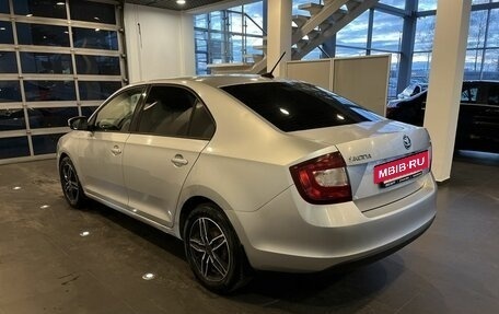 Skoda Rapid I, 2018 год, 1 050 000 рублей, 5 фотография