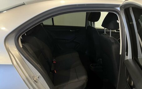 Skoda Rapid I, 2018 год, 1 050 000 рублей, 17 фотография