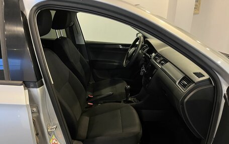 Skoda Rapid I, 2018 год, 1 050 000 рублей, 28 фотография