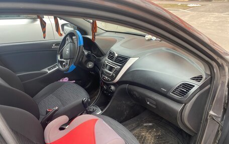 Hyundai Solaris II рестайлинг, 2014 год, 830 000 рублей, 5 фотография