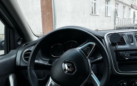 Renault Logan II, 2017 год, 475 000 рублей, 6 фотография