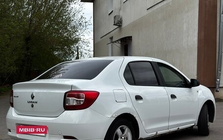 Renault Logan II, 2017 год, 475 000 рублей, 2 фотография