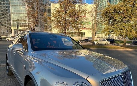 Bentley Bentayga I, 2016 год, 11 800 000 рублей, 2 фотография