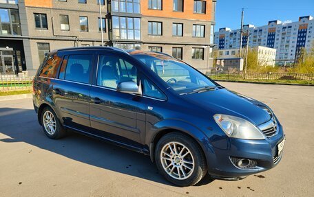 Opel Zafira B, 2011 год, 750 000 рублей, 3 фотография