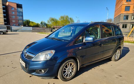 Opel Zafira B, 2011 год, 750 000 рублей, 4 фотография
