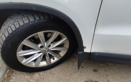 Volkswagen Tiguan I, 2013 год, 800 000 рублей, 8 фотография