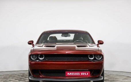 Dodge Challenger III рестайлинг 2, 2019 год, 3 450 000 рублей, 2 фотография