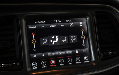 Dodge Challenger III рестайлинг 2, 2019 год, 3 450 000 рублей, 18 фотография