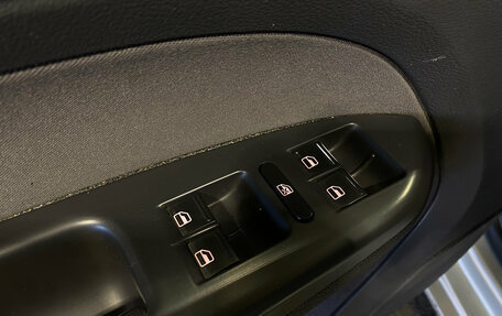 Volkswagen Touran III, 2010 год, 890 000 рублей, 15 фотография