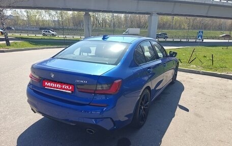 BMW 3 серия, 2019 год, 3 000 000 рублей, 2 фотография
