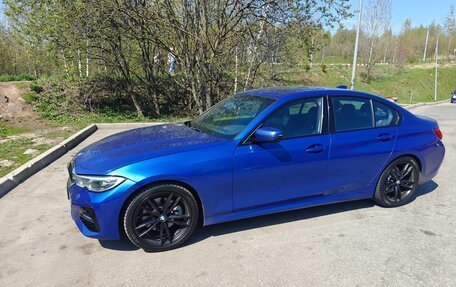 BMW 3 серия, 2019 год, 3 000 000 рублей, 13 фотография