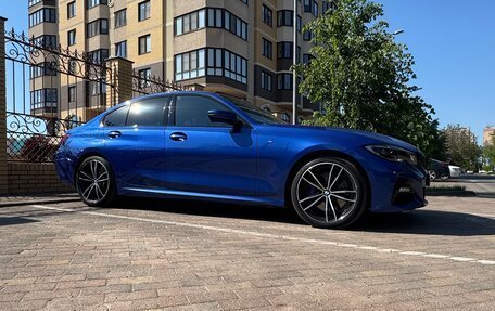 BMW 3 серия, 2019 год, 3 100 000 рублей, 3 фотография