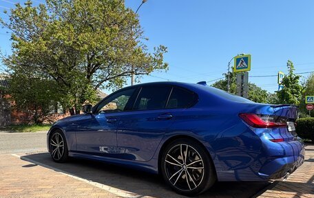 BMW 3 серия, 2019 год, 3 100 000 рублей, 2 фотография