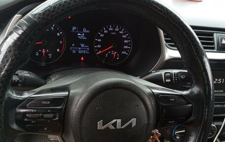 KIA Rio IV, 2021 год, 950 000 рублей, 5 фотография