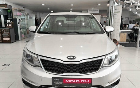 KIA Rio III рестайлинг, 2016 год, 850 000 рублей, 2 фотография