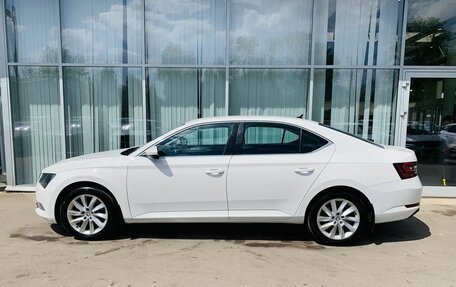 Skoda Superb III рестайлинг, 2017 год, 1 850 000 рублей, 8 фотография