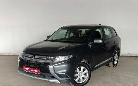 Mitsubishi Outlander III рестайлинг 3, 2017 год, 1 879 000 рублей, 1 фотография