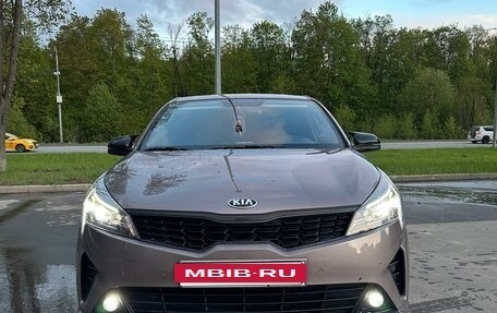 KIA Rio IV, 2020 год, 1 570 000 рублей, 3 фотография