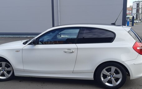 BMW 1 серия, 2010 год, 700 000 рублей, 7 фотография