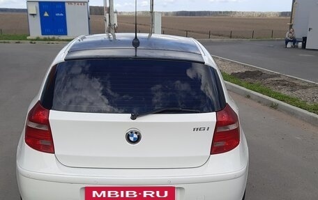BMW 1 серия, 2010 год, 700 000 рублей, 3 фотография
