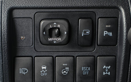 Toyota Land Cruiser 200, 2013 год, 3 999 000 рублей, 20 фотография