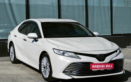 Toyota Camry, 2019 год, 2 890 000 рублей, 7 фотография