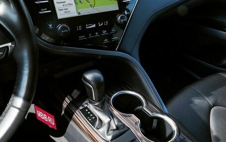 Toyota Camry, 2019 год, 2 890 000 рублей, 9 фотография