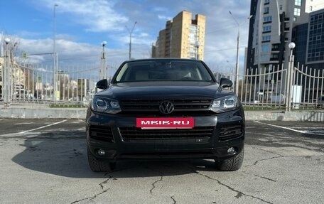 Volkswagen Touareg III, 2012 год, 2 700 000 рублей, 2 фотография