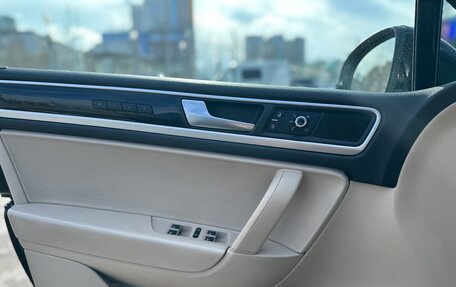 Volkswagen Touareg III, 2012 год, 2 700 000 рублей, 14 фотография