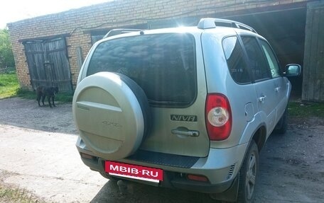 Chevrolet Niva I рестайлинг, 2014 год, 590 000 рублей, 3 фотография