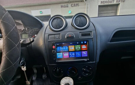 Ford Fiesta, 2007 год, 400 000 рублей, 6 фотография