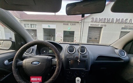 Ford Fiesta, 2007 год, 400 000 рублей, 23 фотография