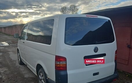 Volkswagen Transporter T5 рестайлинг, 2005 год, 750 000 рублей, 2 фотография