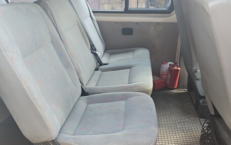 Volkswagen Transporter T5 рестайлинг, 2005 год, 750 000 рублей, 13 фотография