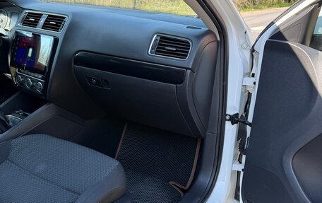 Volkswagen Jetta VI, 2013 год, 930 000 рублей, 12 фотография