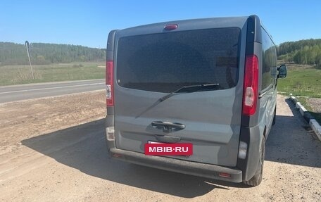 Renault Trafic, 2010 год, 1 540 000 рублей, 6 фотография